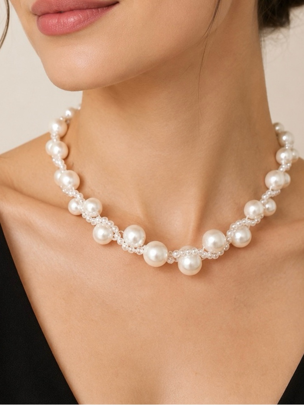 Aldo White Pearl Coquette choker Necklace